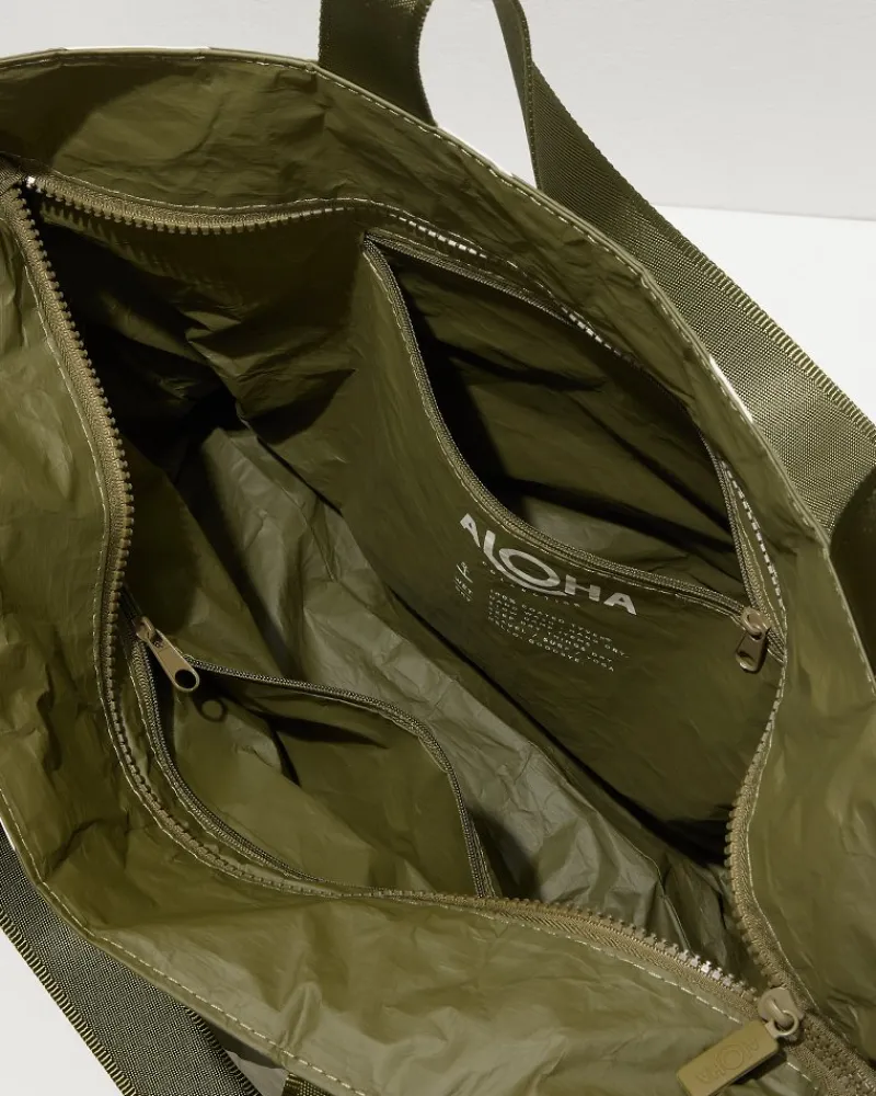 Tommy Bahama Aloha Collection Olive Shade Day Tripper Tote Creme/Olive Clearance