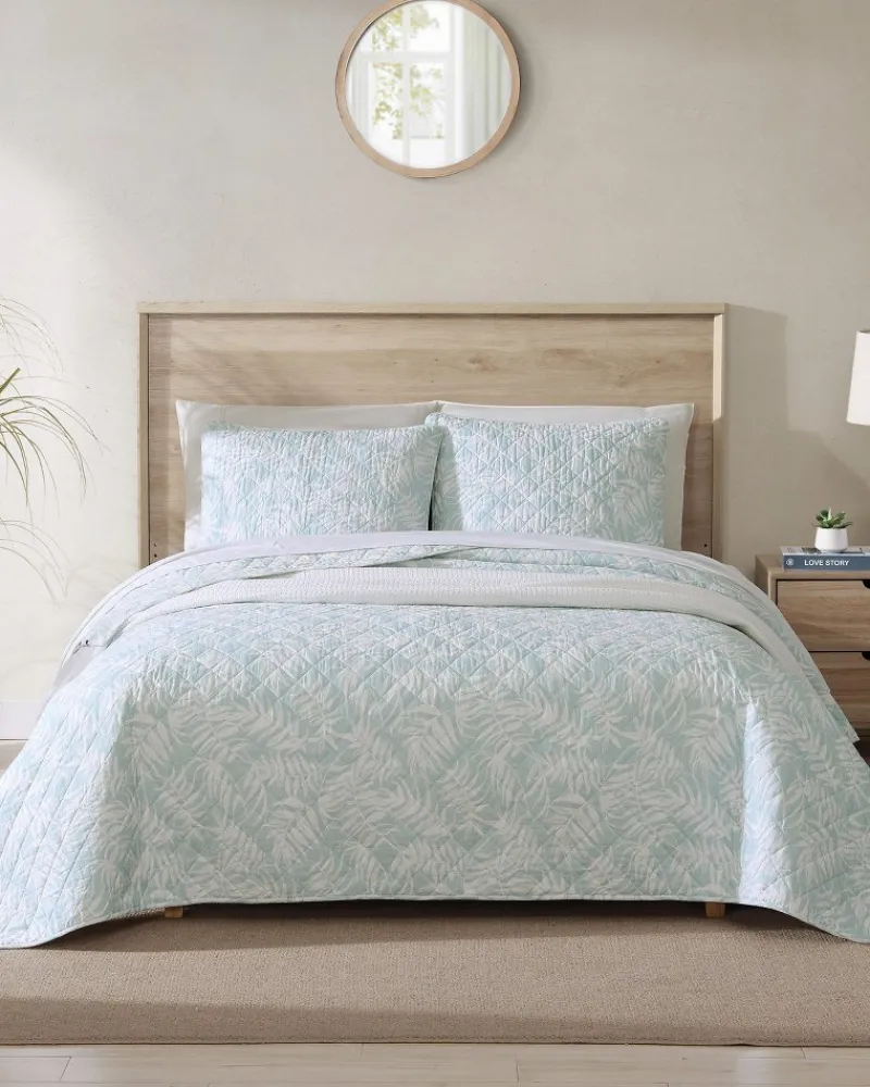 Tommy Bahama Art of Palms Reversible 3-Piece Full/Queen Quilt Set Blue Discount