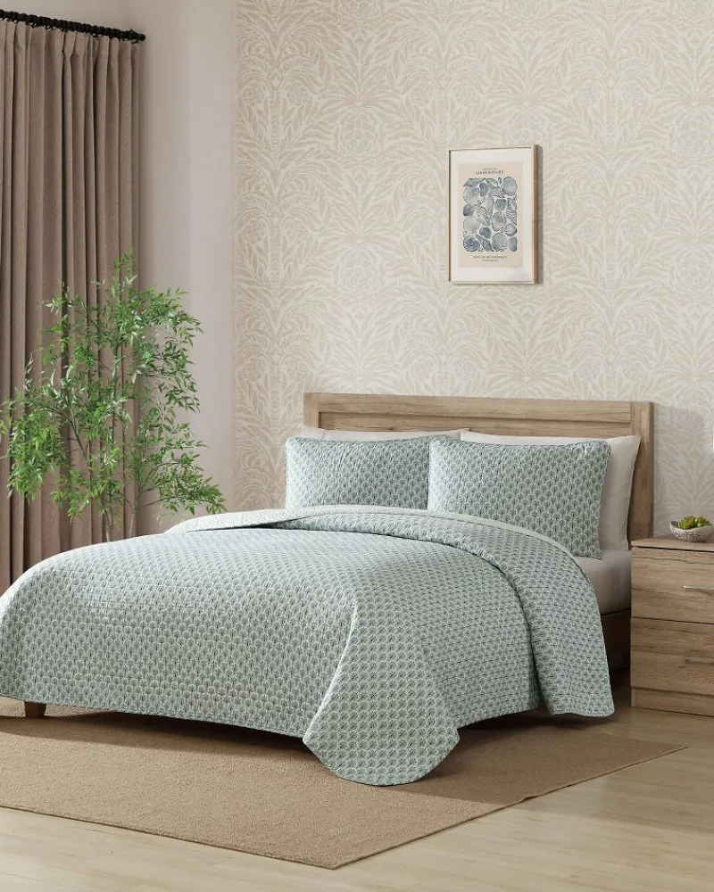 Tommy Bahama Coastal Batik 3-Piece Full/Queen Quilt Set Spring Green