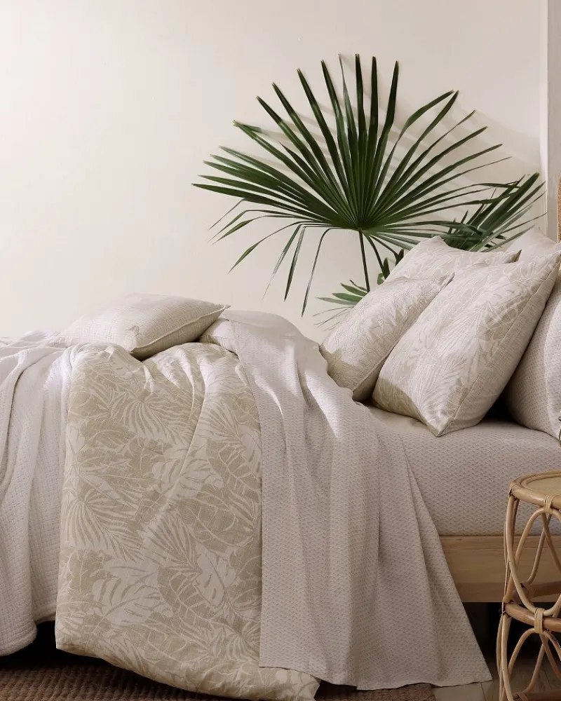 Tommy Bahama Costa Blanca 5-Piece Full/Queen Comforter Set Beige