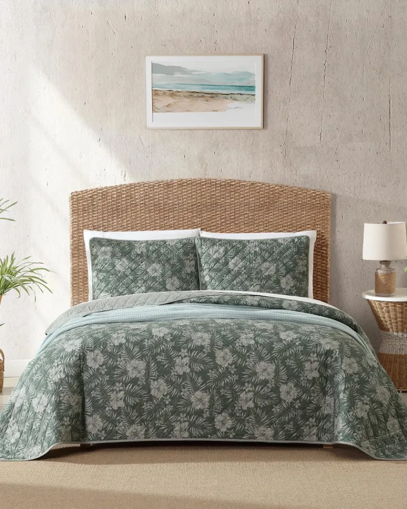 Tommy Bahama Hibiscus Reversible 3-Piece Full/Queen Quilt Set Jungle Outlet