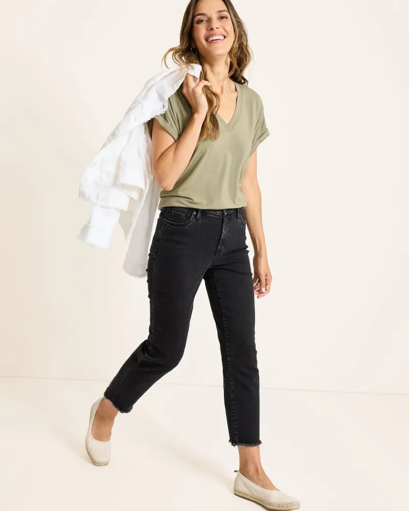 Tommy Bahama Indigo Palms™ High-Rise Cropped Straight-Leg Jeans Coastal Black Wash