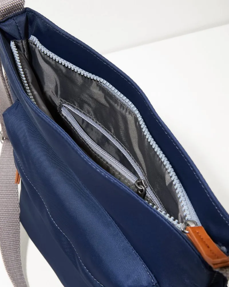 Tommy Bahama Kennington Crossbody Bag Midnight Online