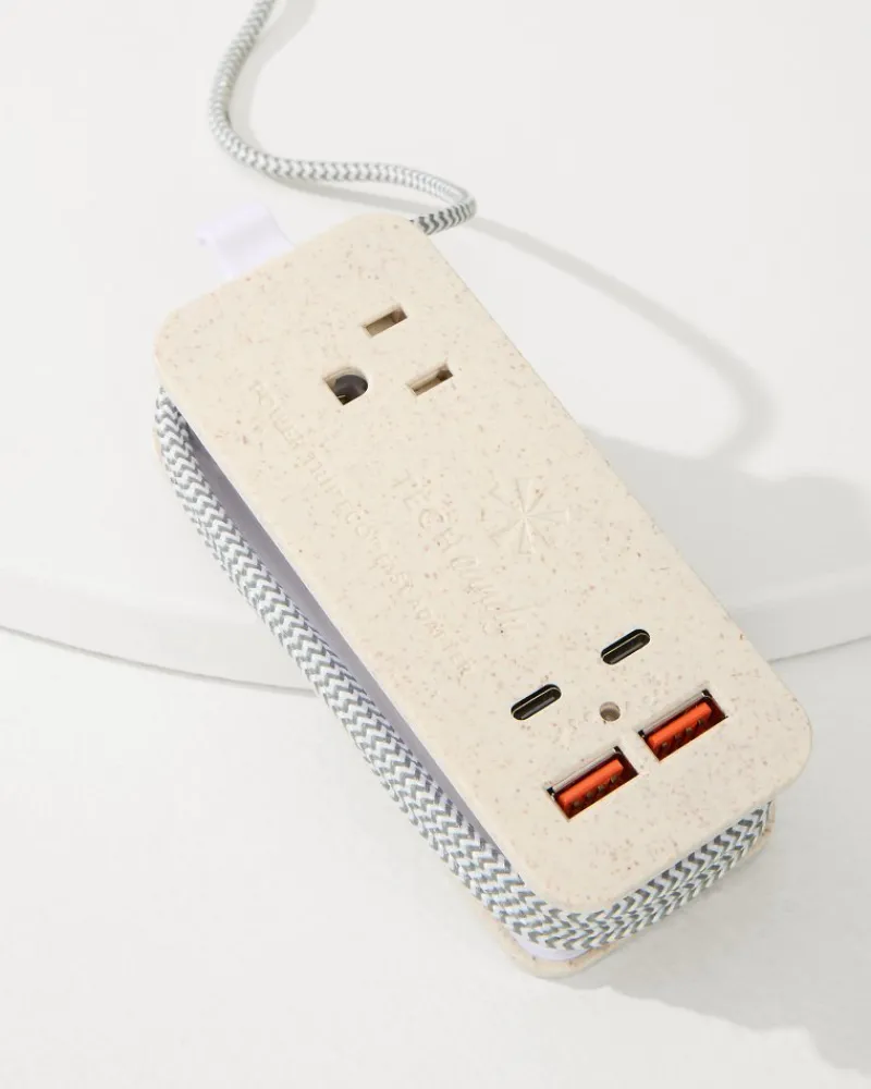 Tommy Bahama Power Trip Eco-Charger Natural New